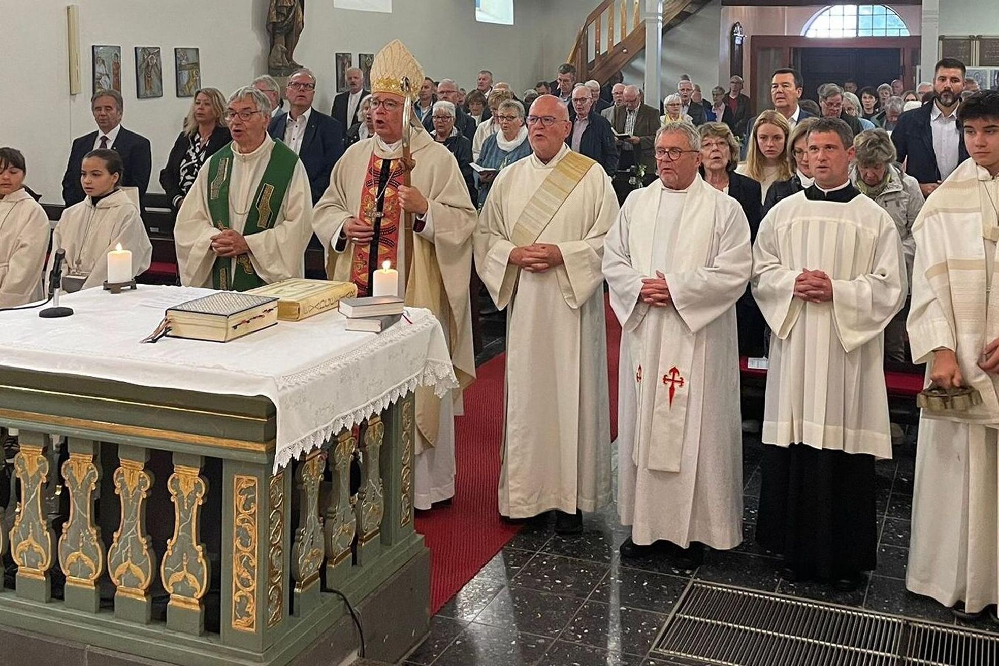 Am Schluss des Festgottesdienstes