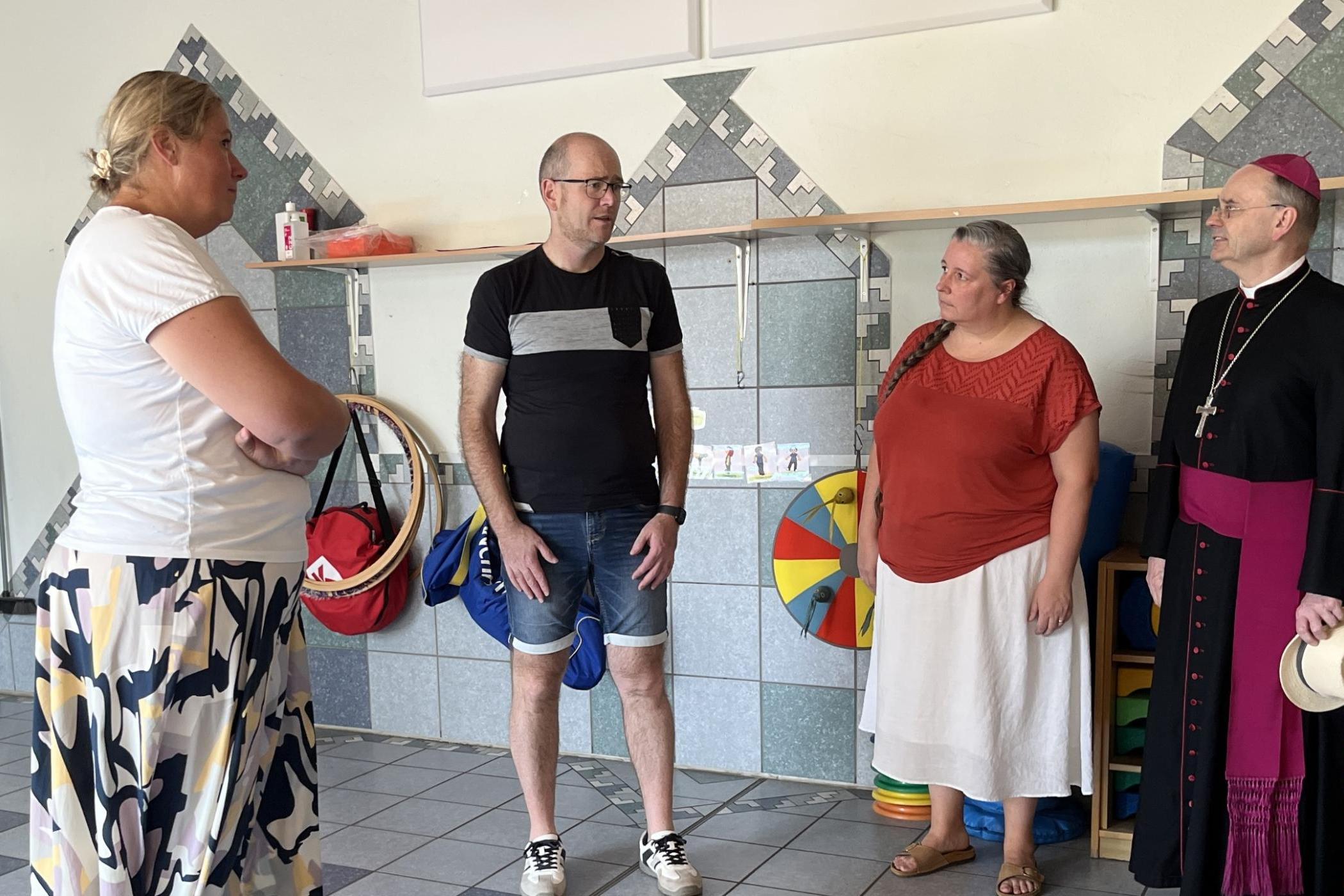 BesuchKitaKirchberg_VisitationPastRSimmern_Toberaum_DixWendlingLorsbachWBB_jf.jpg_24303851