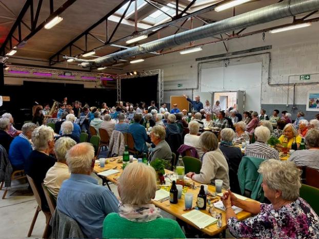 Grill- und Begegnungsfest des Seniorenkreises Sohren in der Jugendkirche