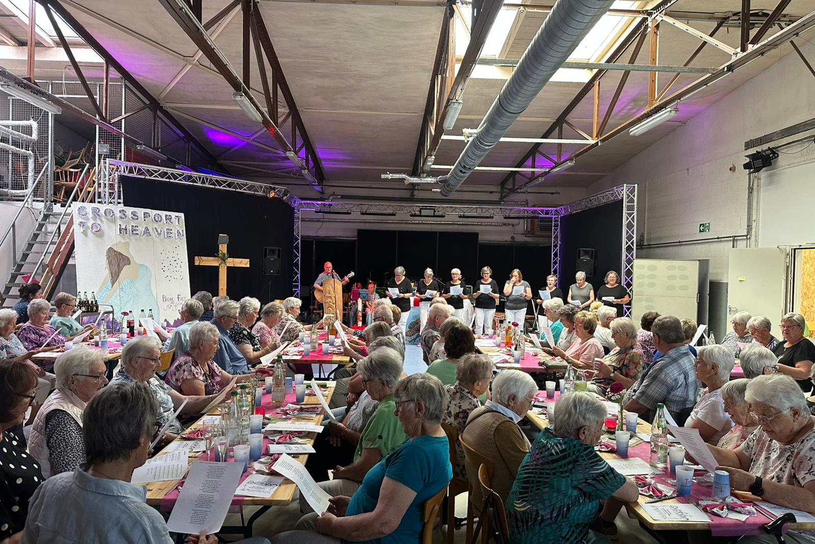 Grillfest in der Jugendkirche