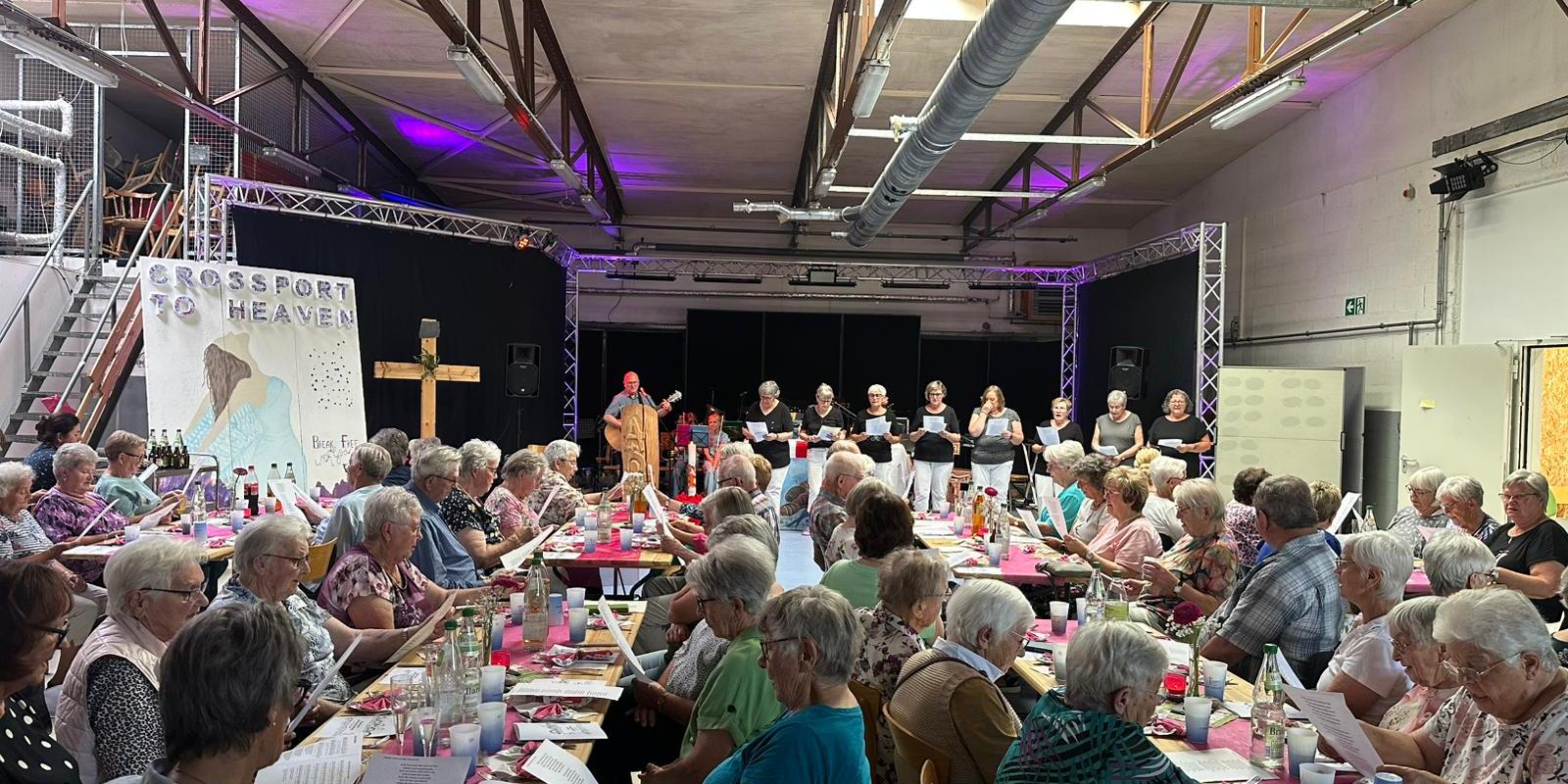 Grillfest in der Jugendkirche