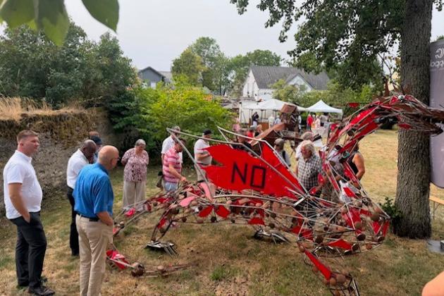 Skulpturenausstellung im Pfarrgarten